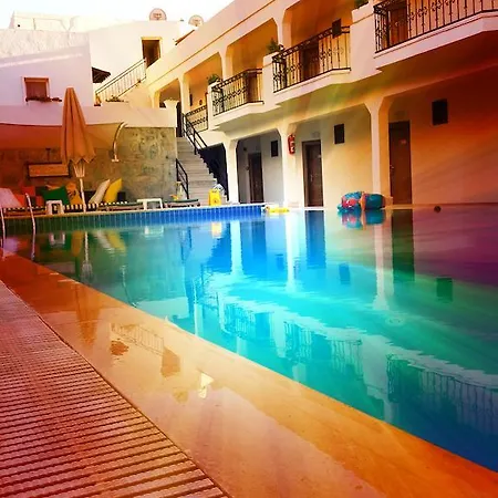 Blue Bay Bodrum ビテツ