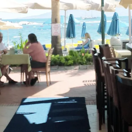 Blue Bay Bodrum ホテル 3*