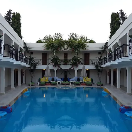 Blue Bay Bodrum 酒店