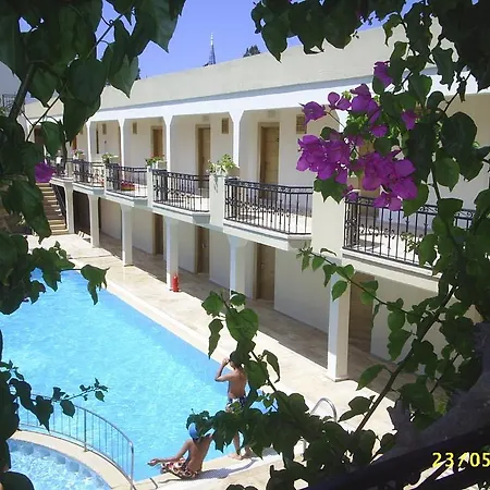 Blue Bay Bodrum 3* 比特兹